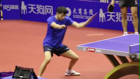 Table tennis — Frame 11 · 3.89s